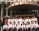 学生参观四川会馆后厨